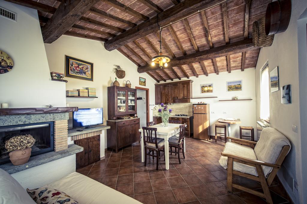 Agriturismo I Roseti Montepulciano Stazione Exteriör bild