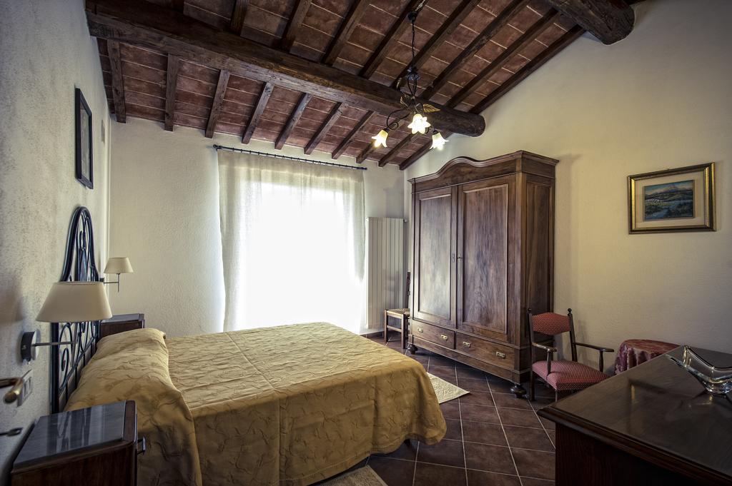 Agriturismo I Roseti Montepulciano Stazione Rum bild